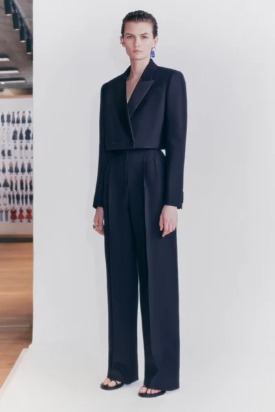 Look 28